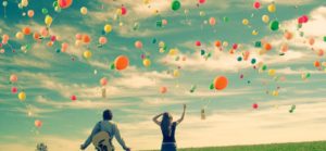 woahh_look_at_all_the_balloons_by_sweet_reality_xo-1428-700x325